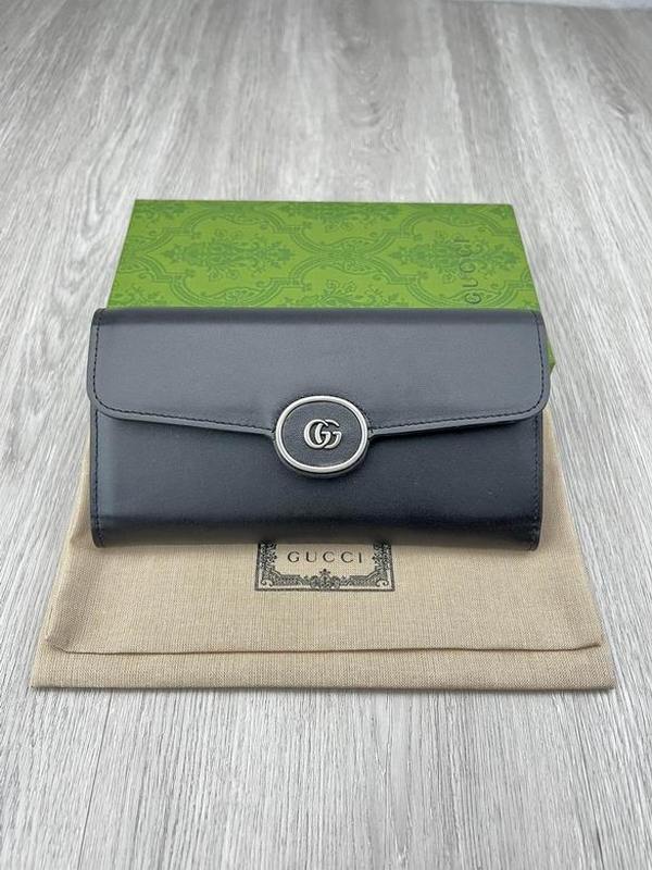 Gucci Wallets 151